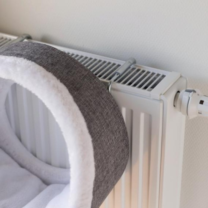 Домик  для кота "Radiator" Trixie с креплением к батарее, 38х34 см